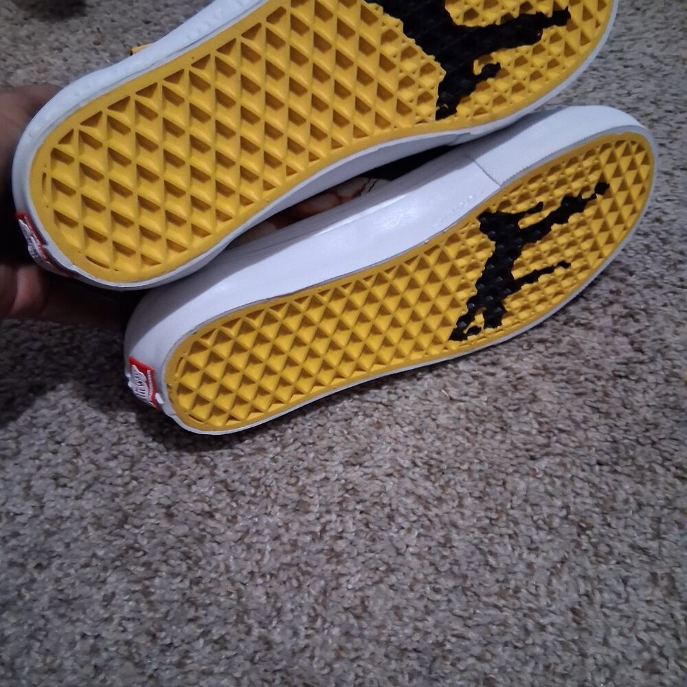 Vans - Picture 5 of 5